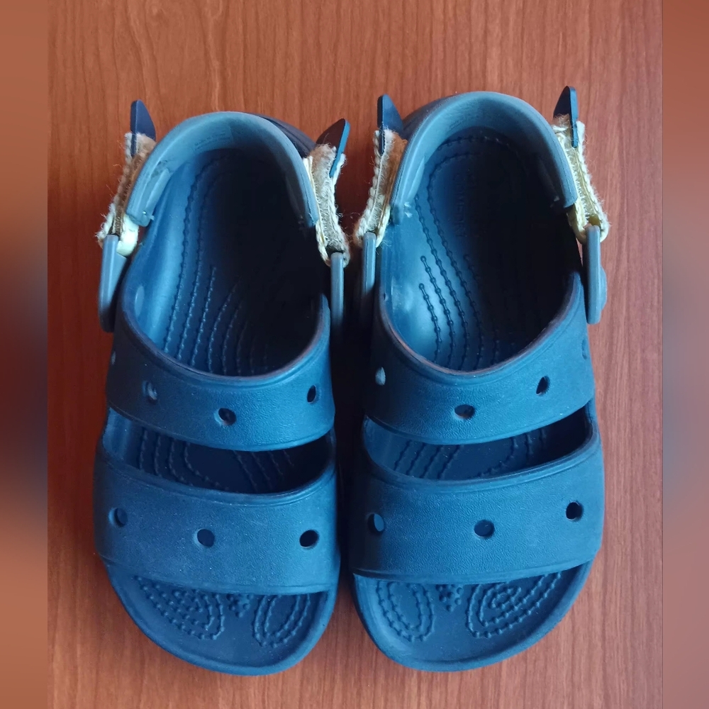 Crocs Kids Classic All-Terrain Sandal in Navy, kids size 12C